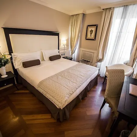 Victoria Letterario Otel 4*
