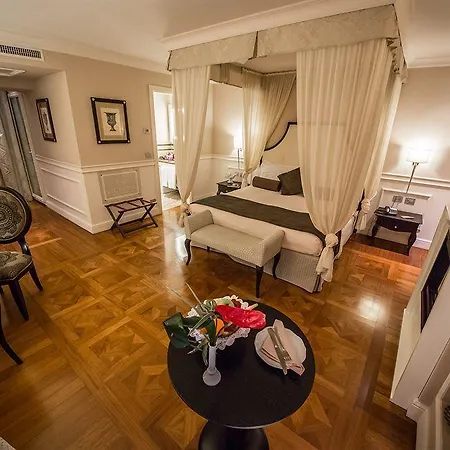 Victoria Letterario Otel Trieste