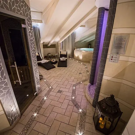 Victoria Letterario Otel 4*