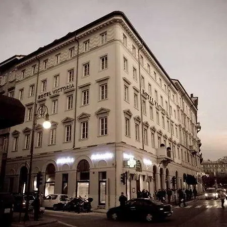 Hotel Victoria Letterario 4*