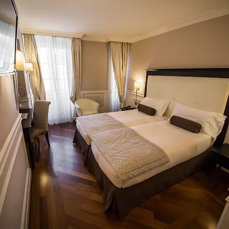 Otel Victoria Letterario Trieste