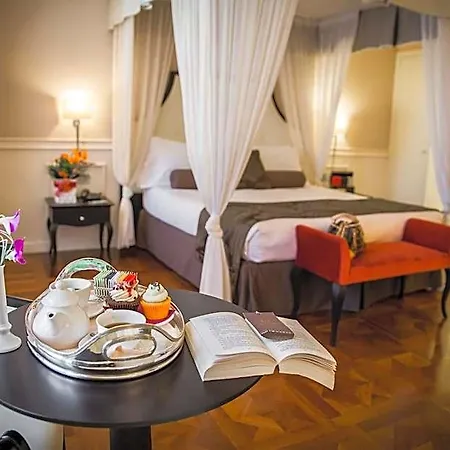 Hotel Victoria Letterario
