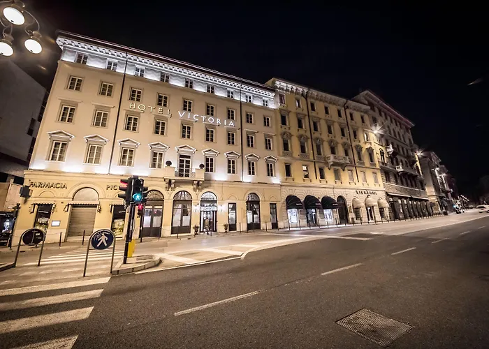 Hotel Victoria Letterario 4*