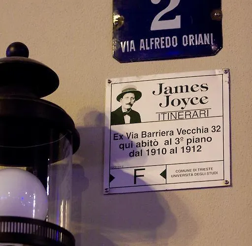 호텔 Victoria Letterario